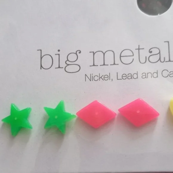 BNWT Set of 4 Big Metal London Neon Studs Shapes w Sterling Silver Posts - Picture 2 of 4